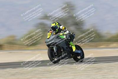 media/Dec-01-2025-Moto Forza (Mon) [[2daa91e15f]]/1-Advanced Group/Session 3 Turn 3 Exit Bump Pans/